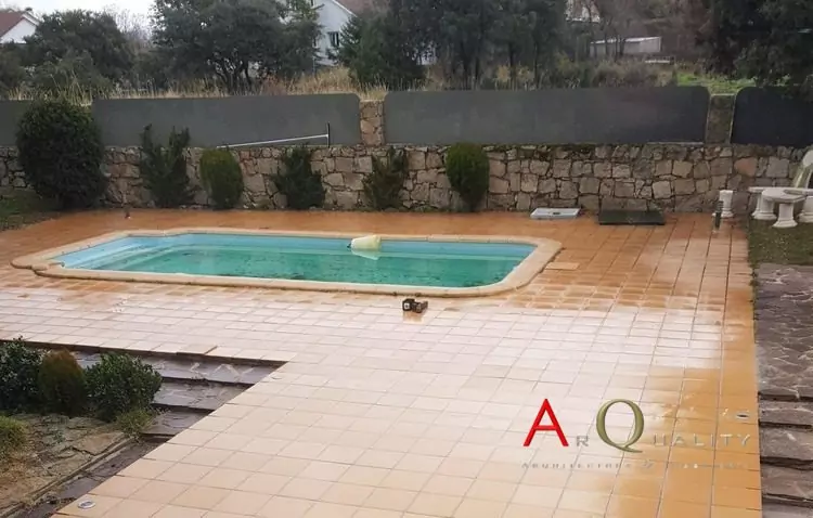 Reacondicionamiento de Playa de Piscina y Reparación de Vaso en Becerril de la Sierra