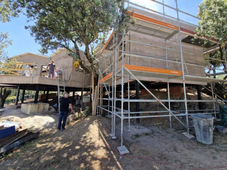 Inicio 30 Construcción de chalet de obra nueva sobre roca de granito en El Escorial